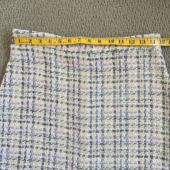 Plaid Knit Mini Skirt - Picture 5 of 6